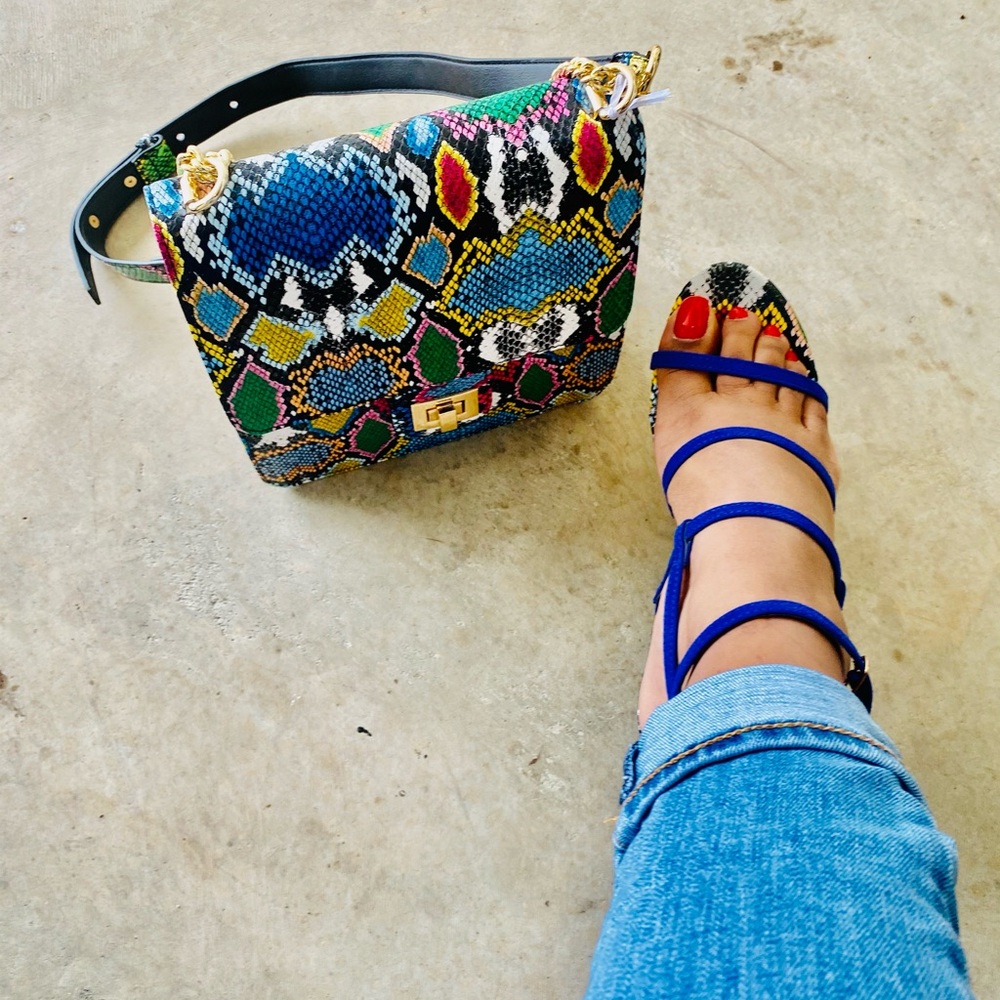 Snake print heels w/bag - Picture 2 of 2